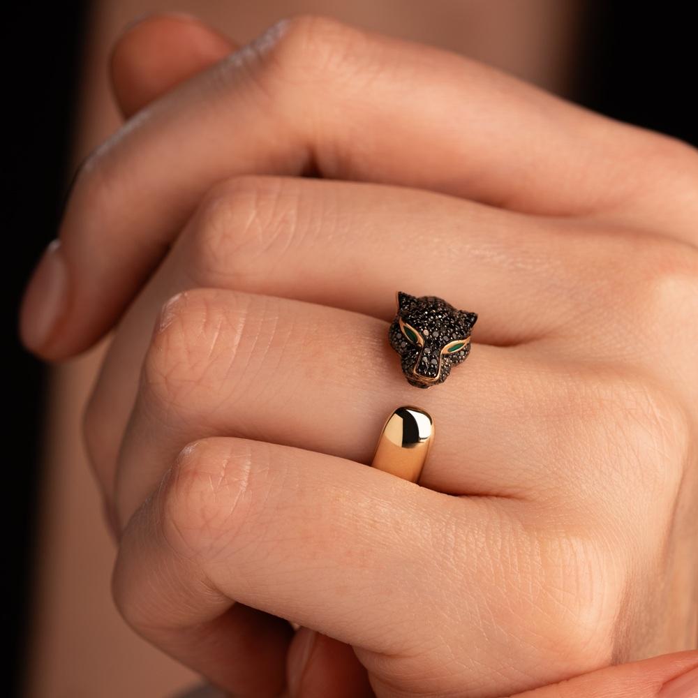 Кольцо из желтого золота с черными бриллиантами 931898ЧБ