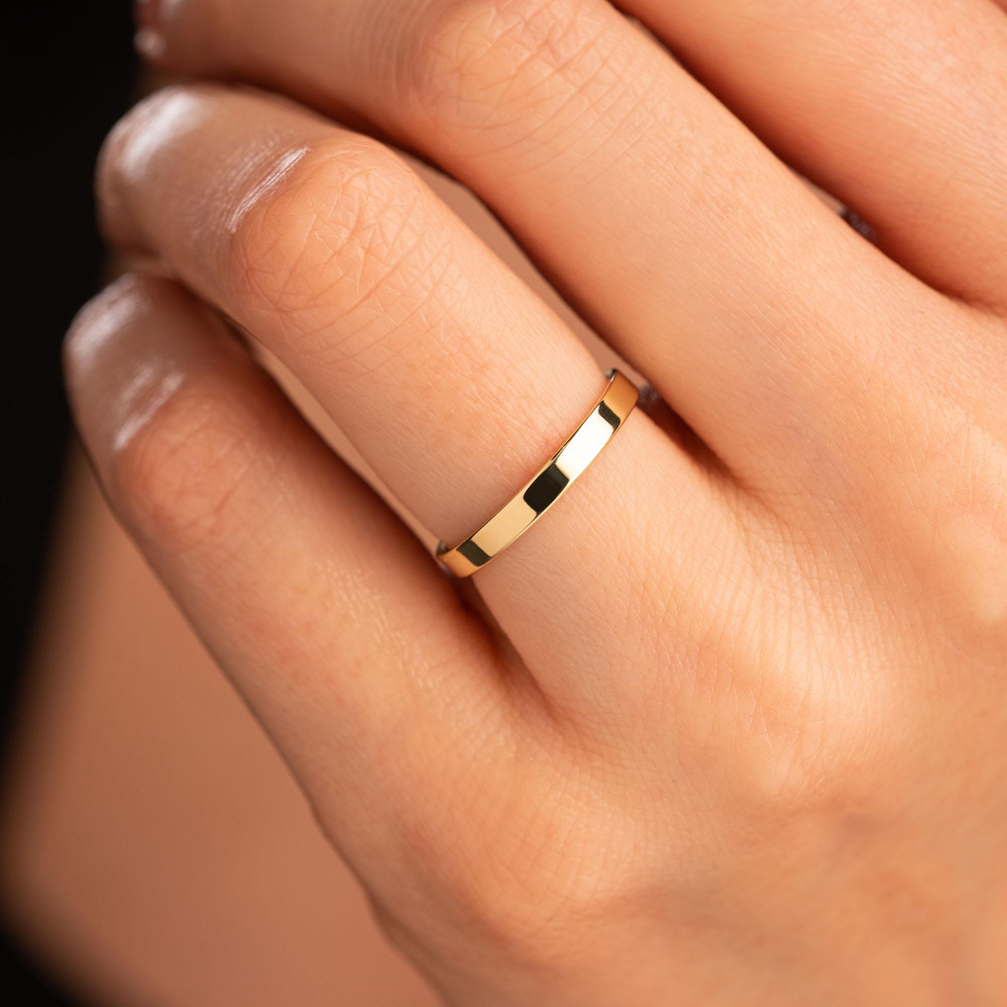 Обручальное кольцо из желтого золота 220-000-306