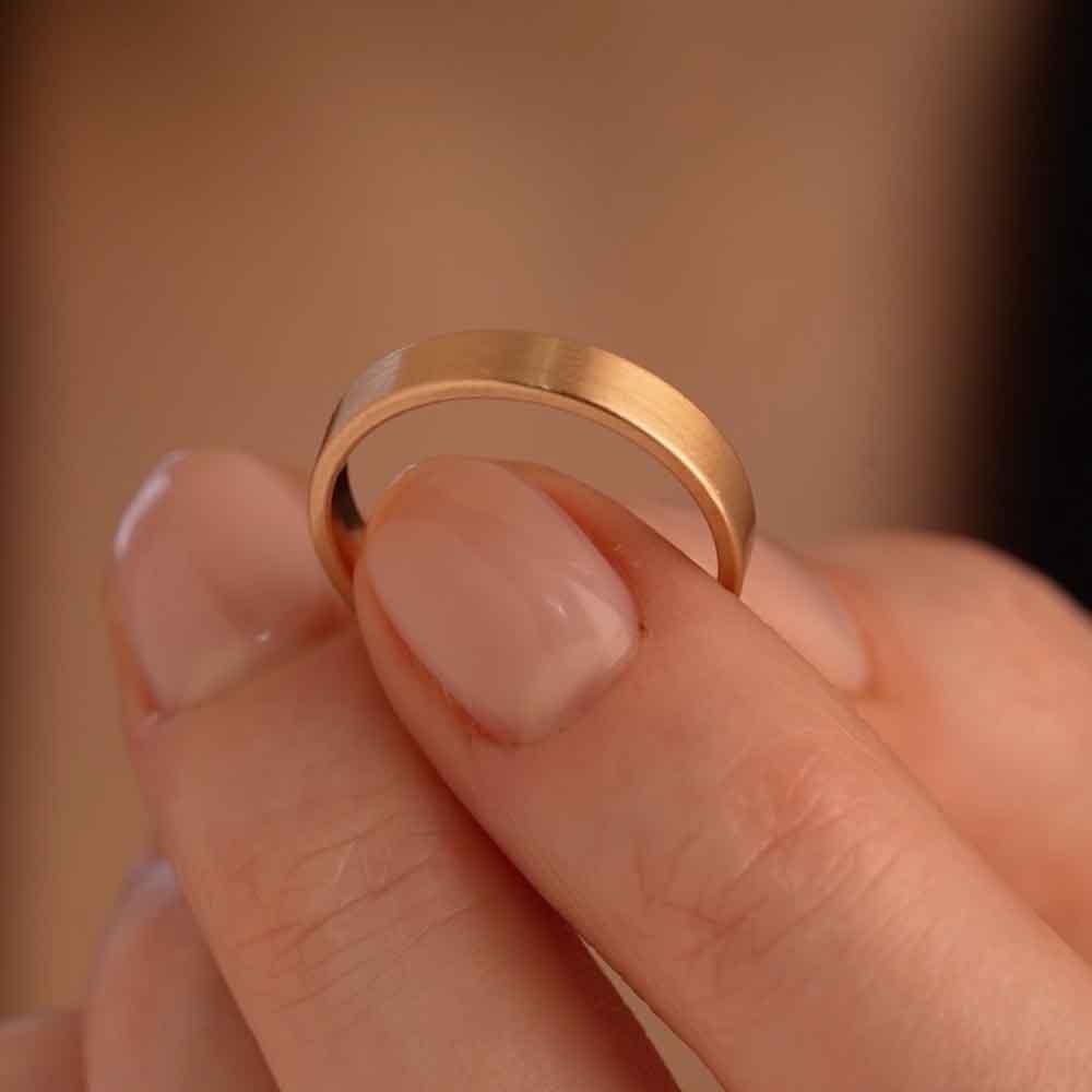 Обручальное кольцо из красного золота 200-000-355