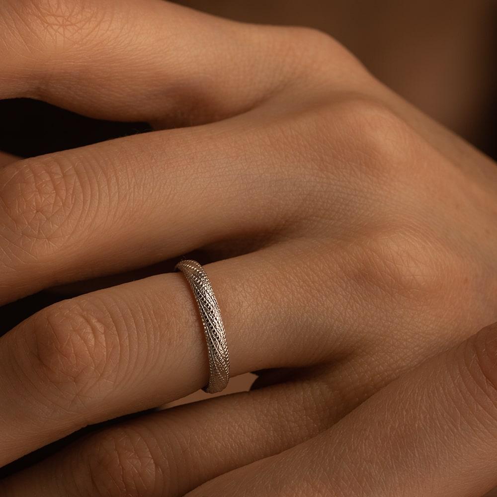 Обручальное кольцо из белого золота 921739-2