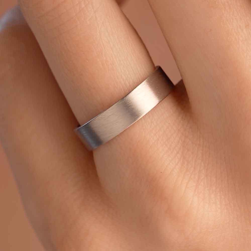 Обручальное кольцо из белого золота 210-000-356