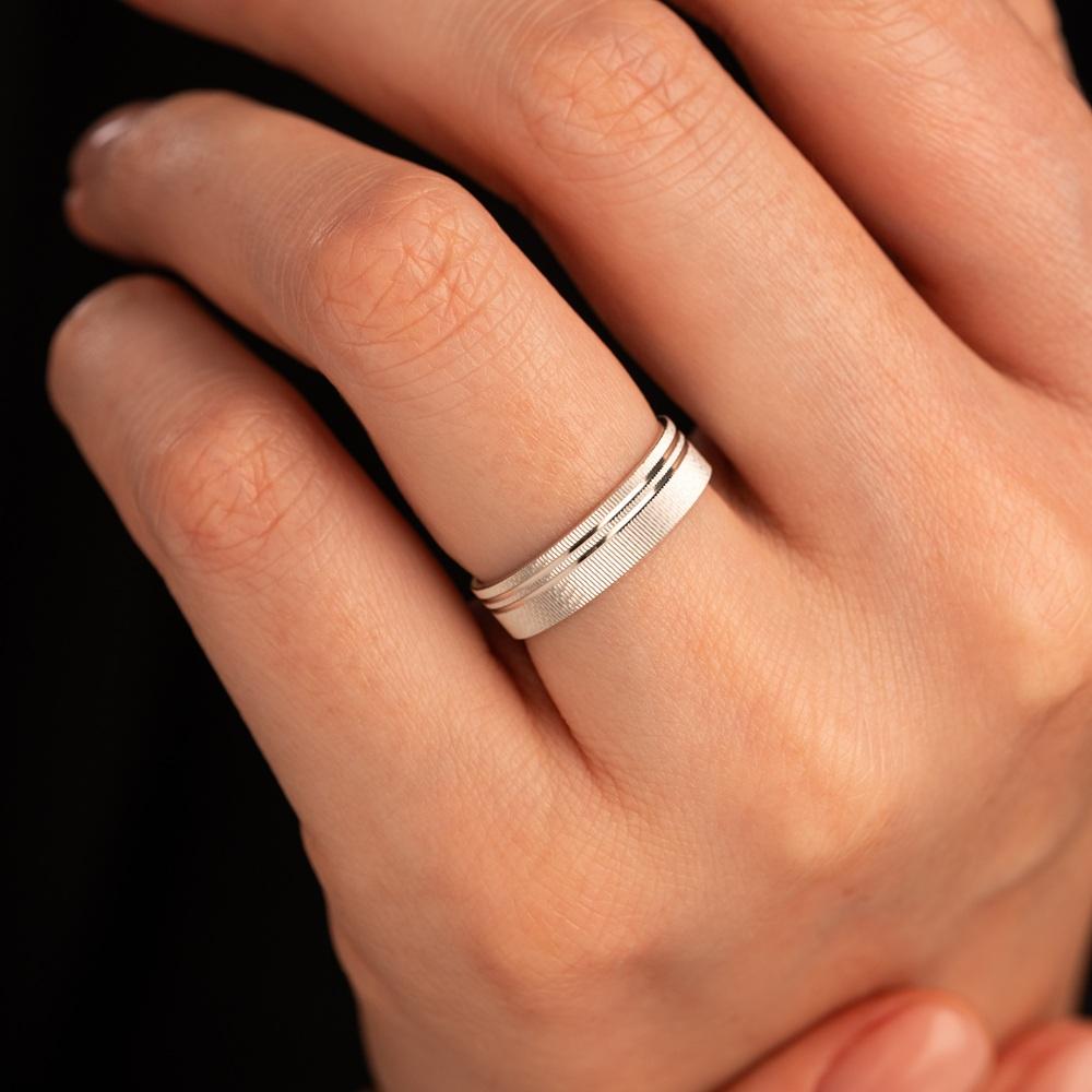 Обручальное кольцо из белого золота 510-000-1017