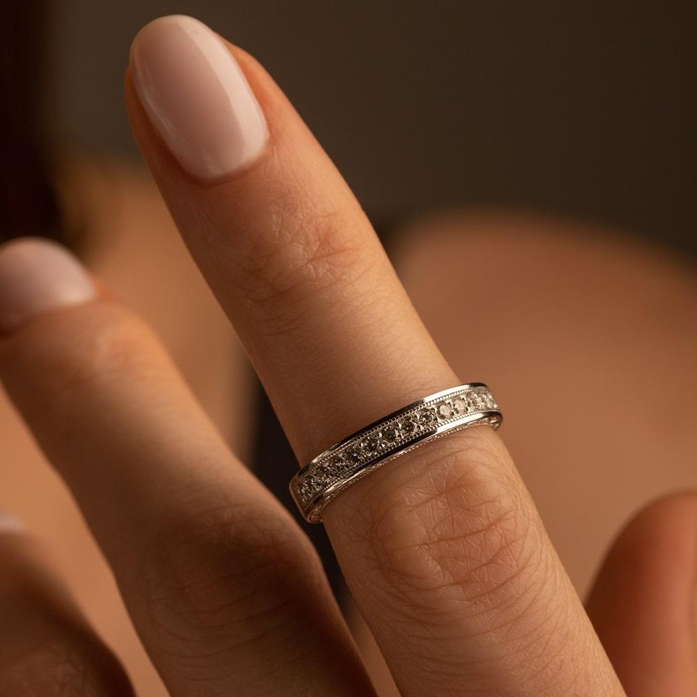 Кольцо из белого золота 585 пробы с бриллиантами 921652Б