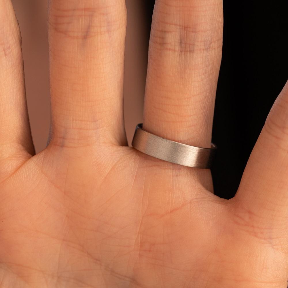 Обручальное кольцо из белого золота 210-000-356