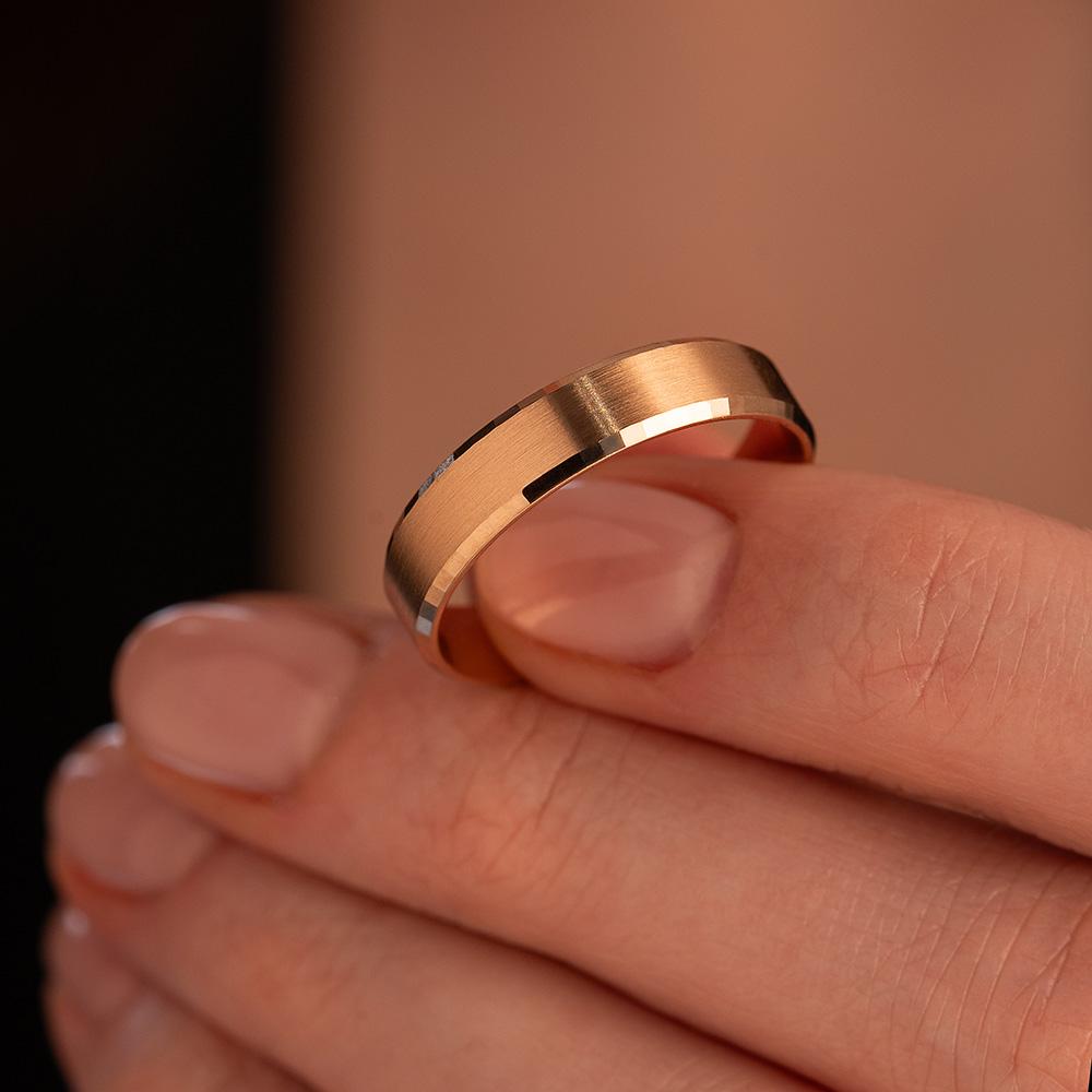 Обручальное кольцо из красного золота 200-000-565