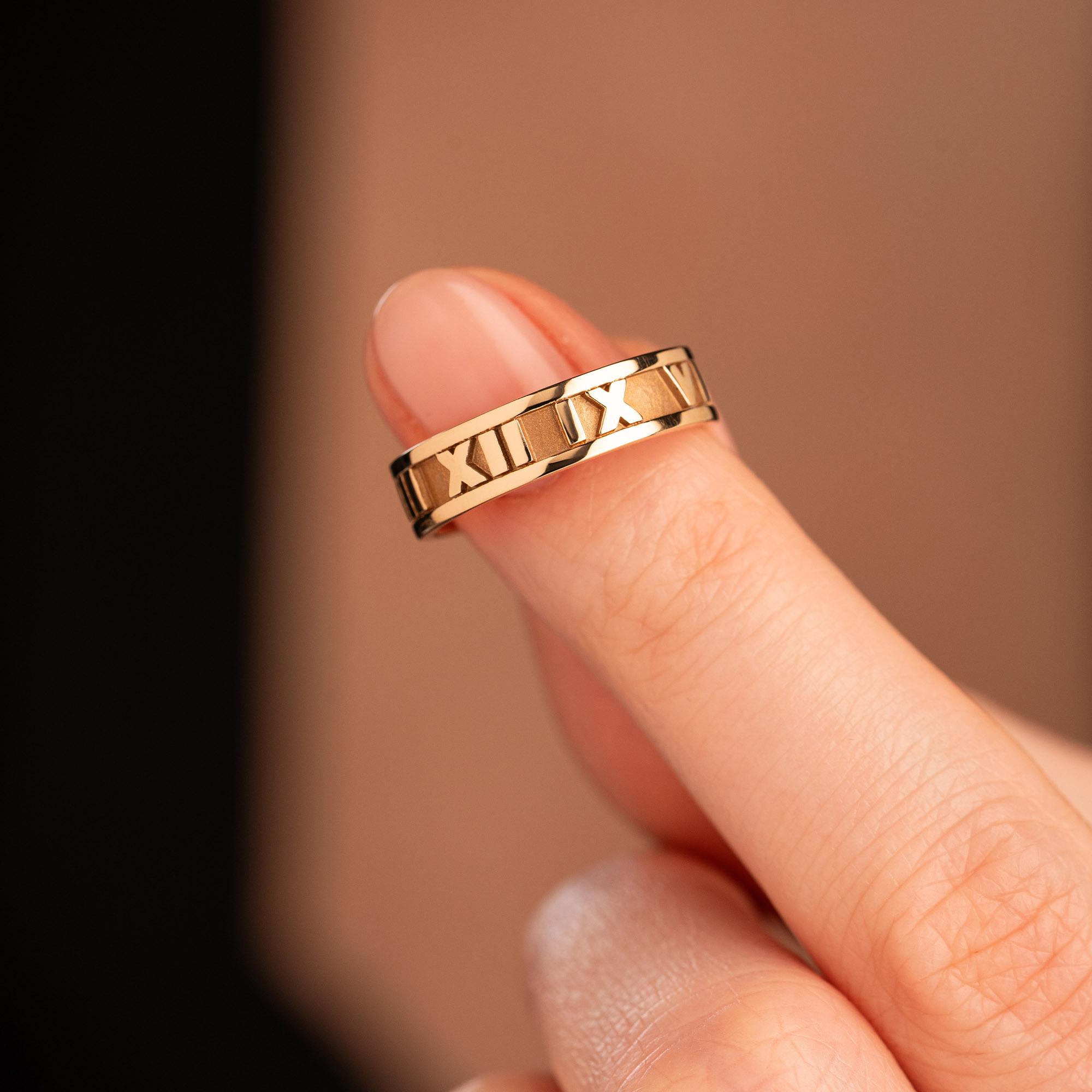 Кольцо из золота без вставок 911500