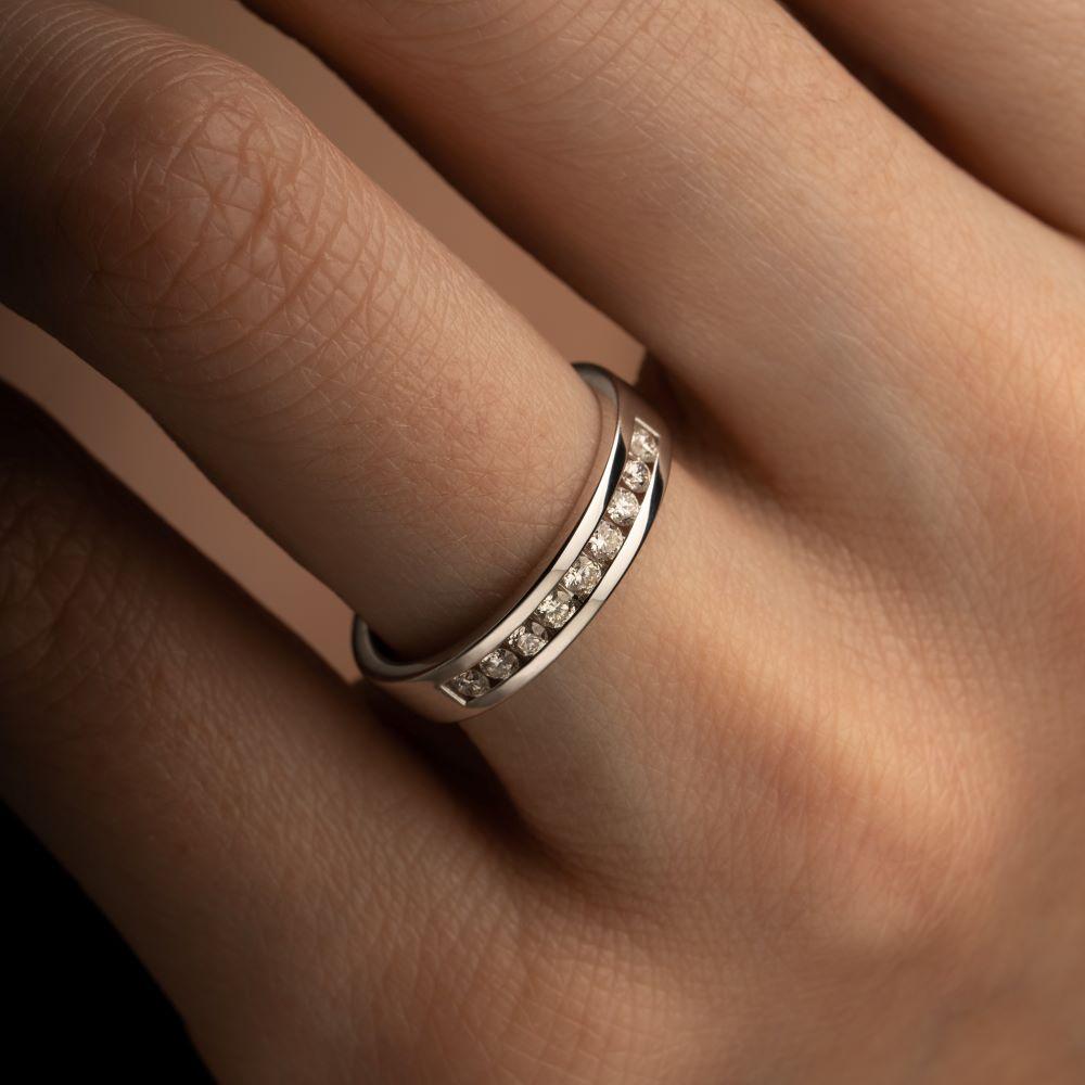 Кольцо из белого золота 585 пробы с бриллиантами 921805-9Б