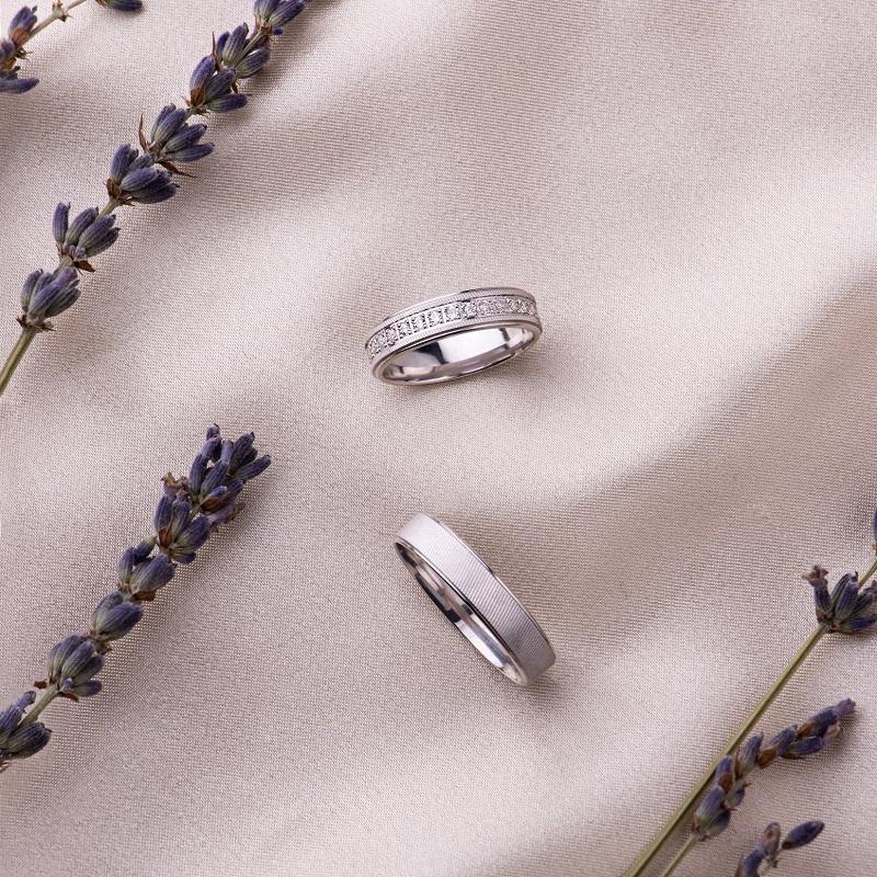 Обручальное кольцо из белого золота 510-000-077