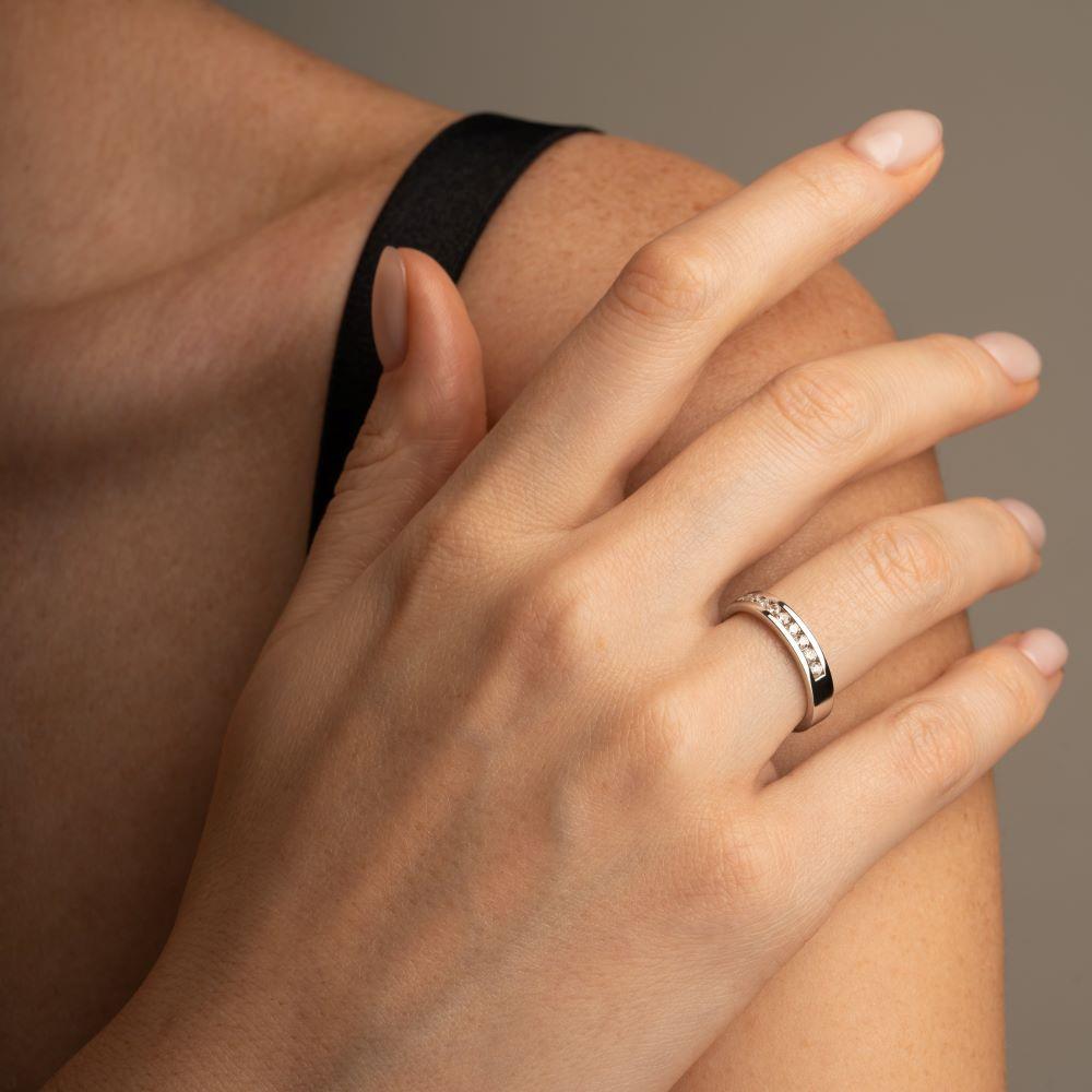 Кольцо из белого золота 585 пробы с бриллиантами 921805-9Б