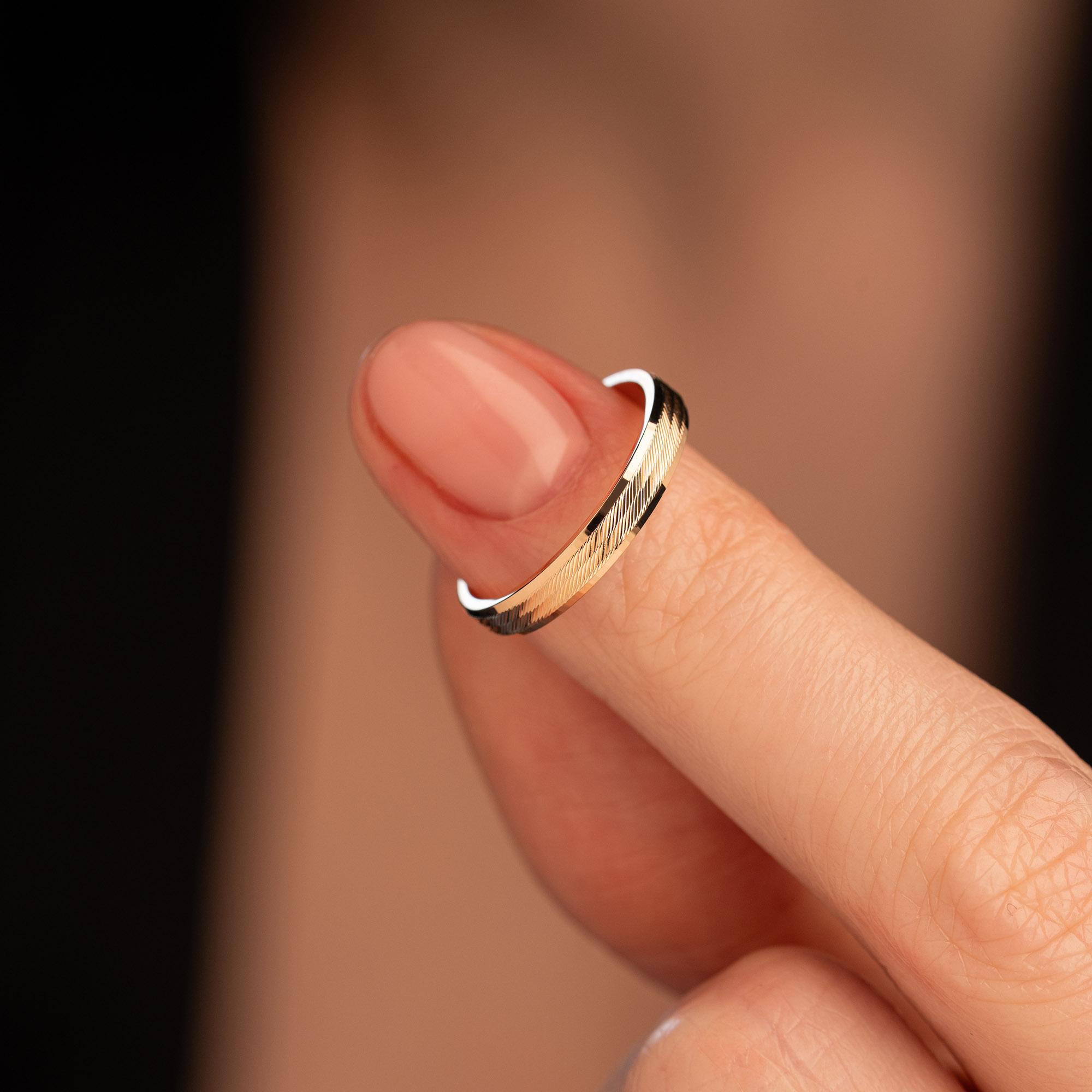 Обручальное кольцо из красного золота 500-000-1021