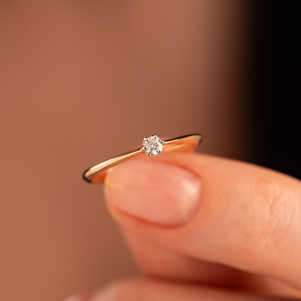 Кольцо из золота с бриллиантом 911088Б