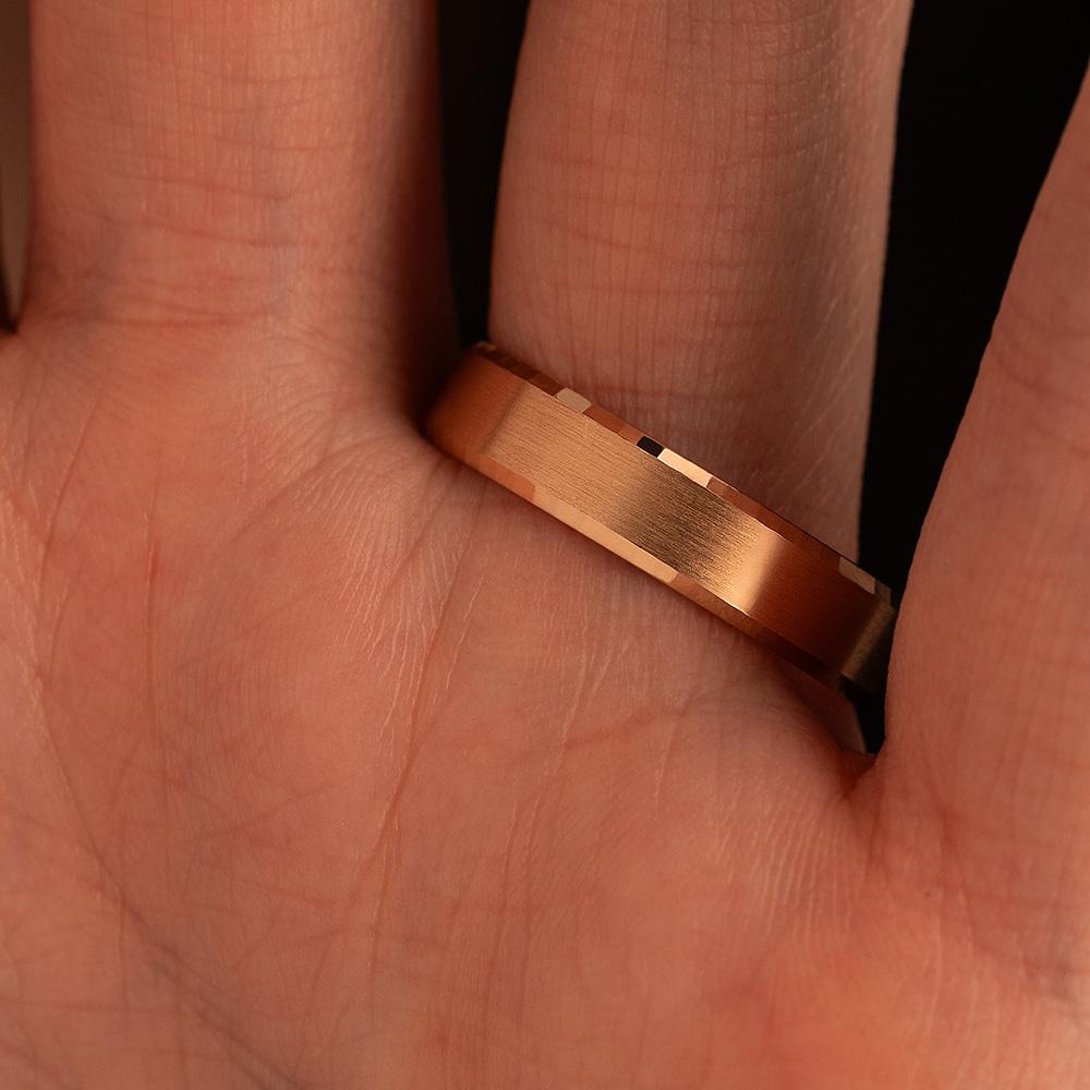 Обручальное кольцо из красного золота 200-000-565