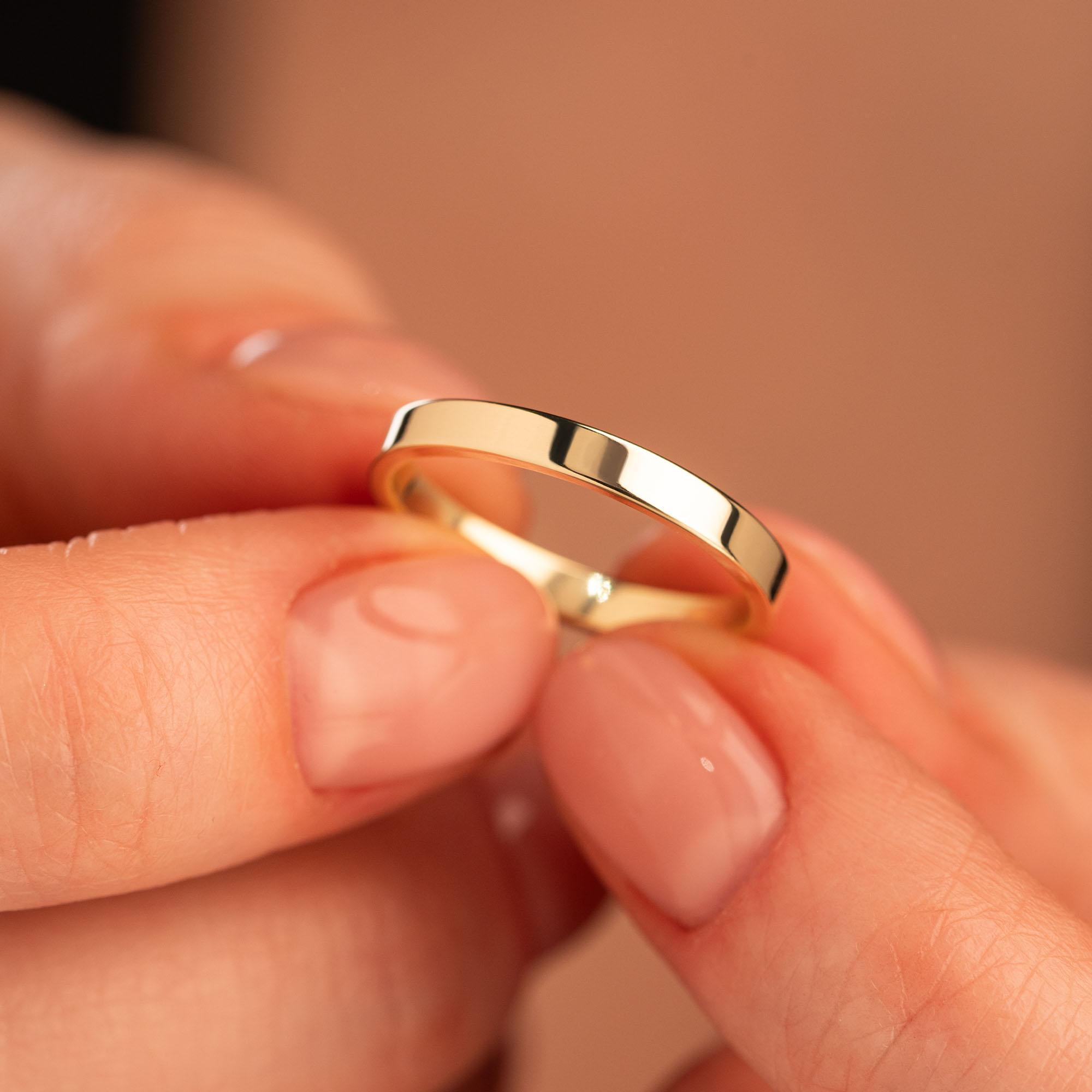 Обручальное кольцо из желтого золота 220-000-306