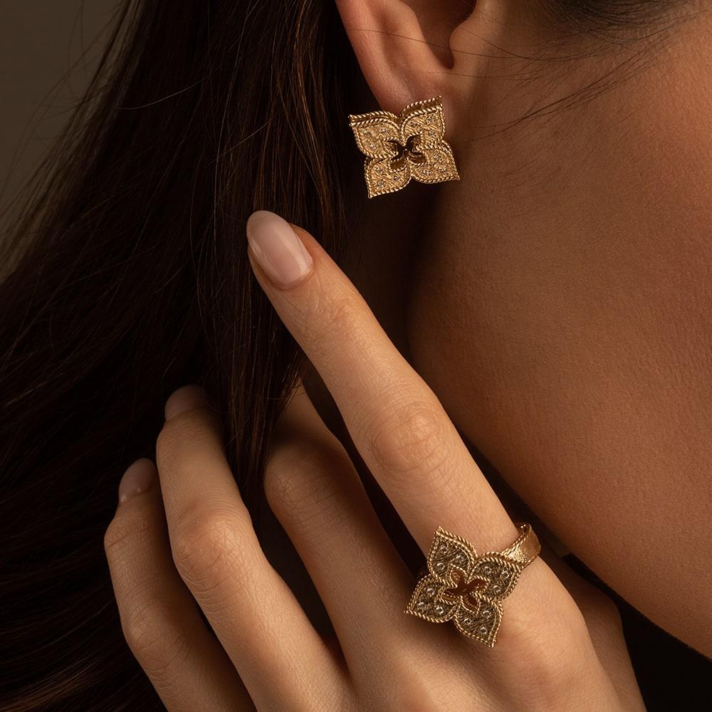 Серьги из желтого золота 585 пробы с бриллиантами 931753Б