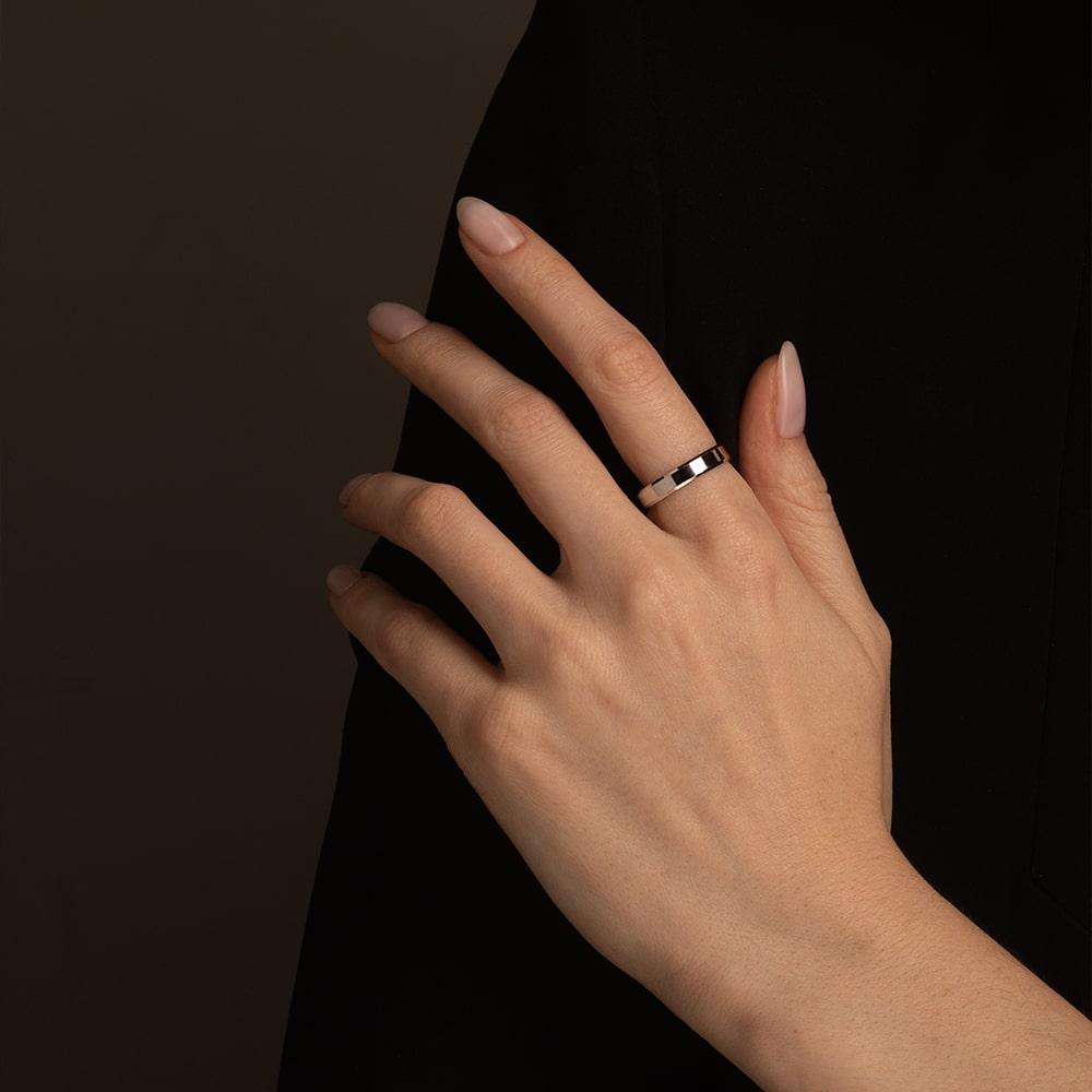 Обручальное кольцо из серебра 010-000-454