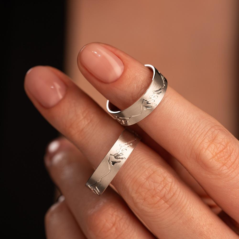 Обручальное кольцо из белого золота 510-000-197