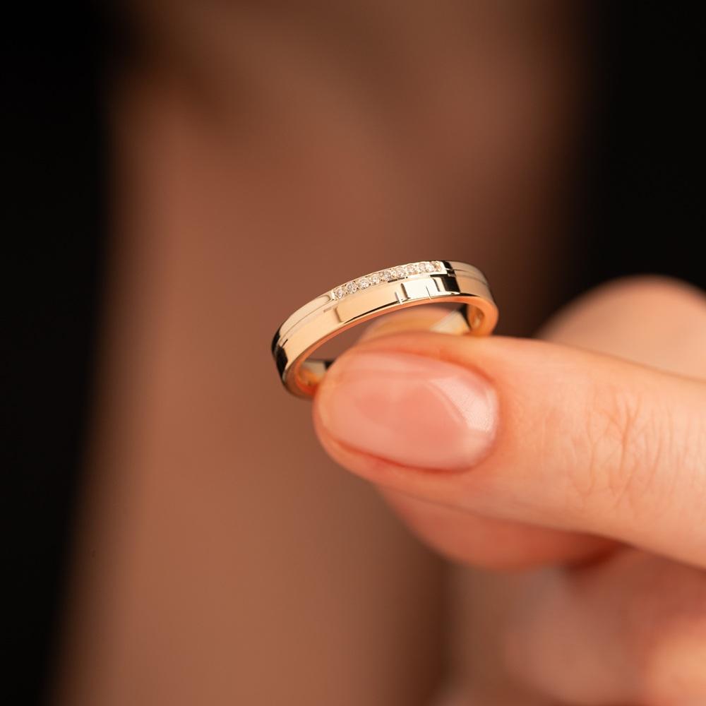 Обручальное кольцо с бриллиантами 432-090-332