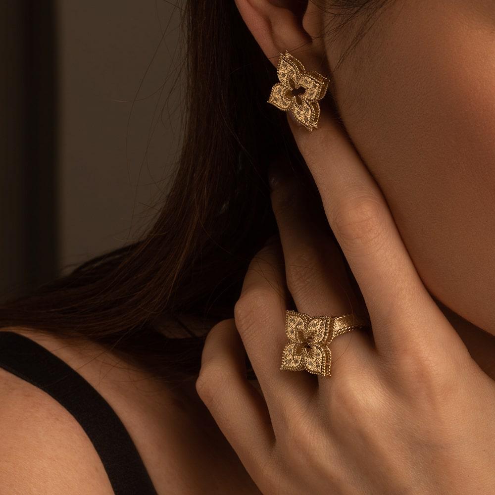 Кольцо из желтого золота с бриллиантами 931753Б