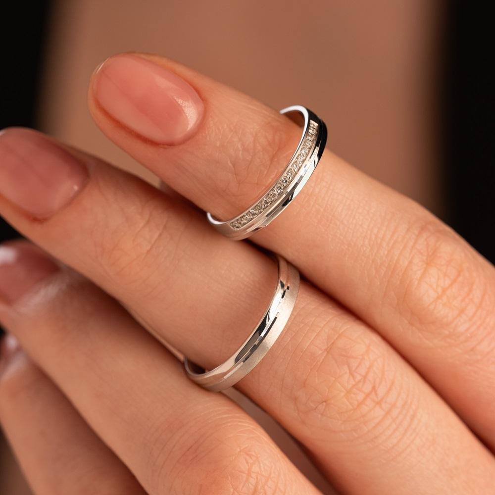 Обручальное кольцо из белого золота 210-000-316