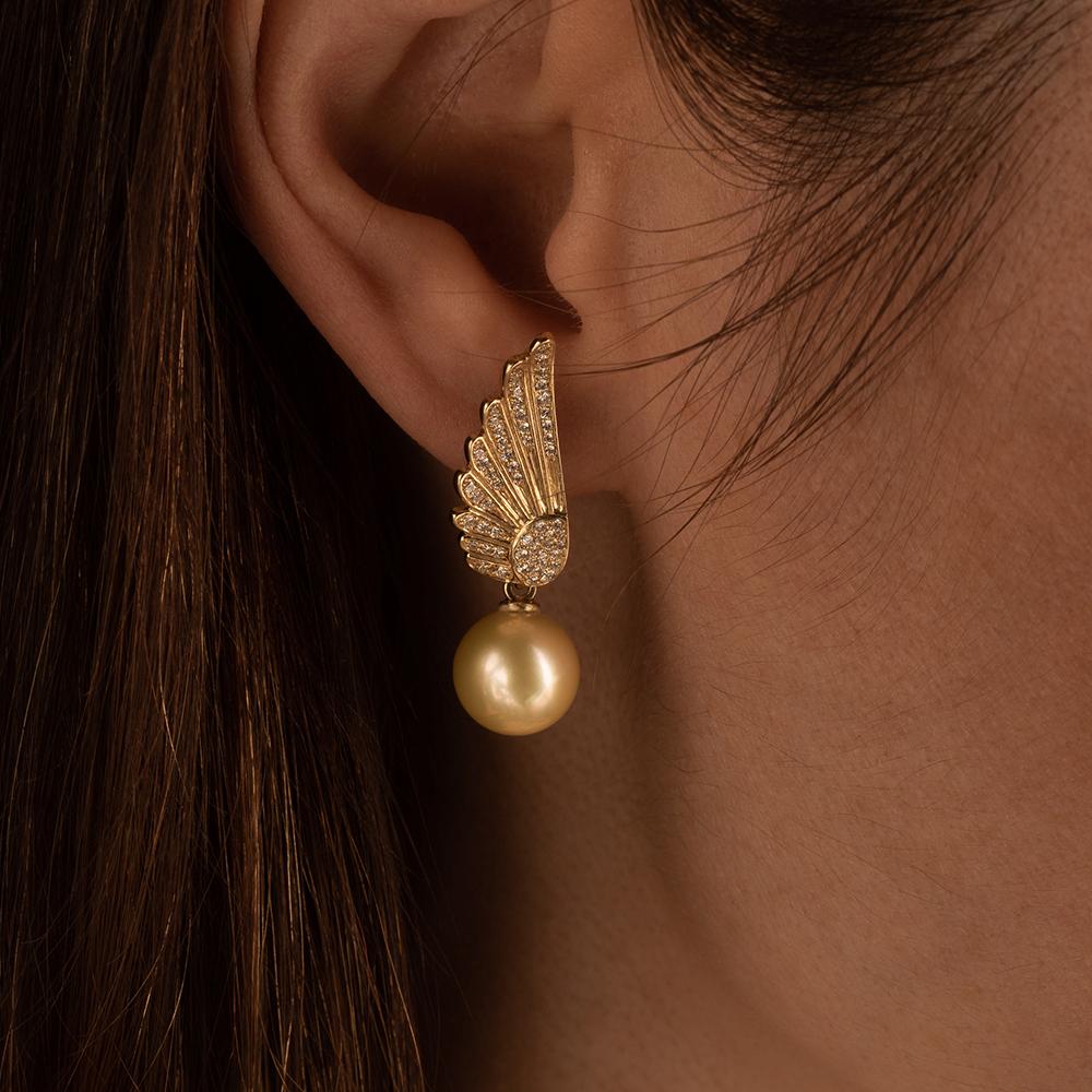 Серьги из желтого золота с жемчугом и бриллиантами 932748Ж