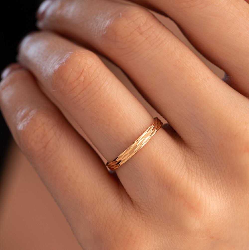 Обручальное кольцо из красного золота 200-000-177