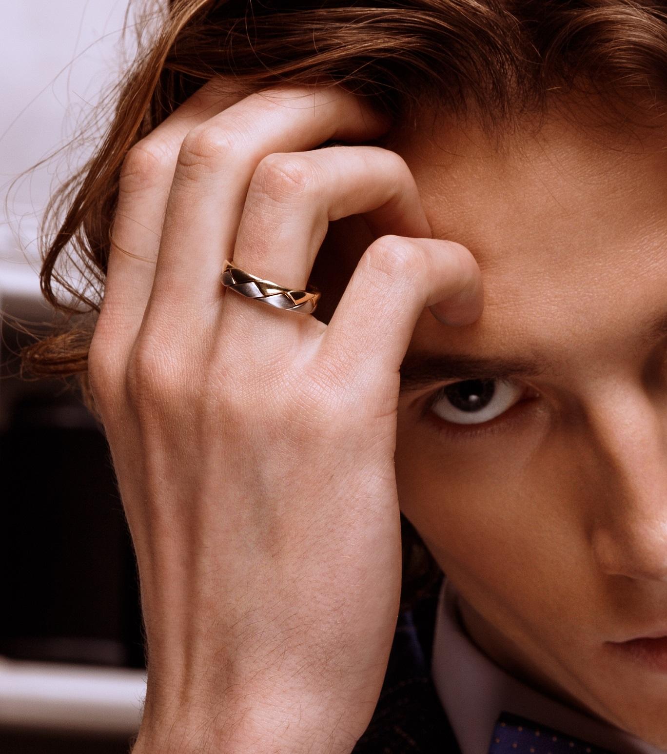 Обручальное кольцо 921560