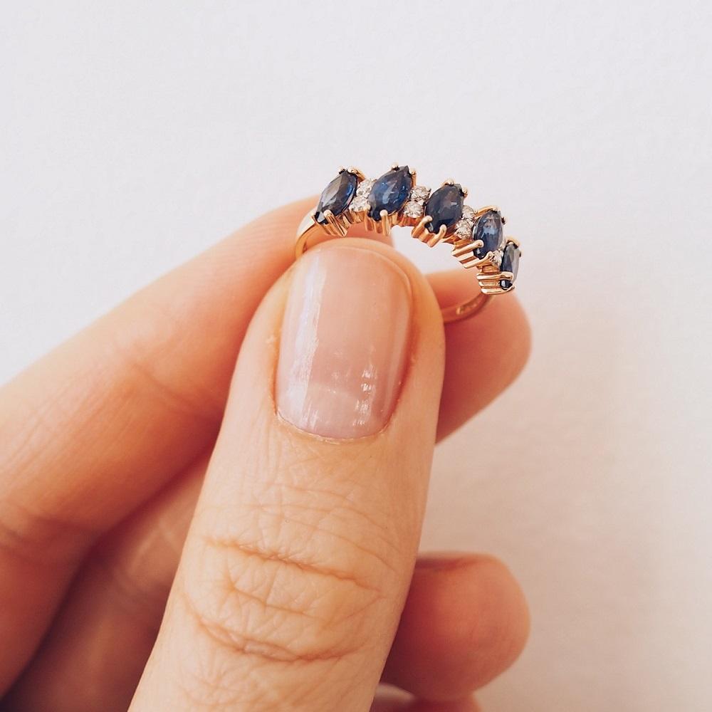 Кольцо из золота с сапфирами 911098С