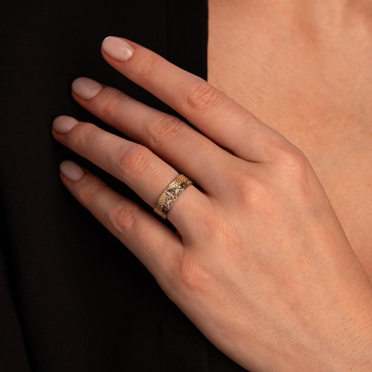 Дизайнерское кольцо с бриллиантами 931891Б