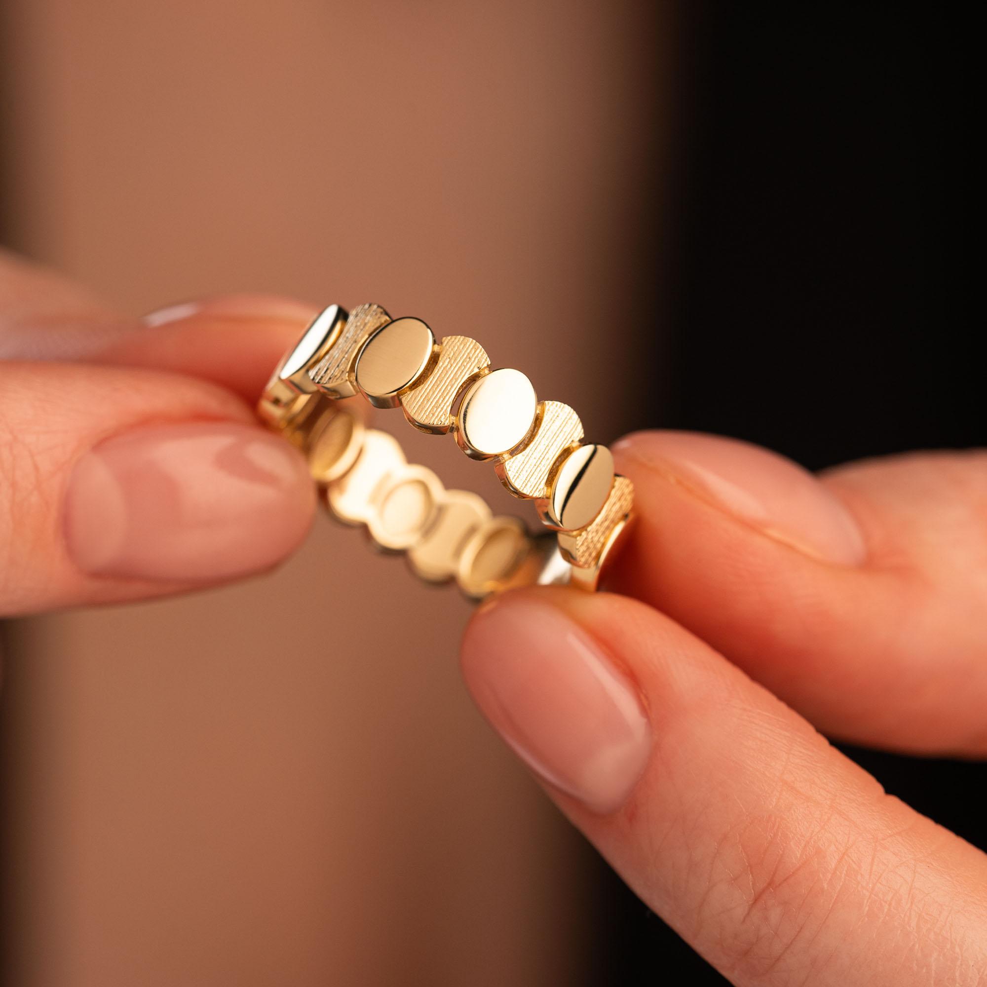 Обручальное кольцо 931979