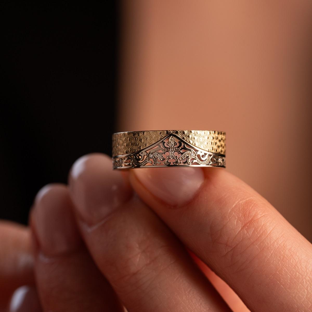 Дизайнерское кольцо с бриллиантами 931891Б